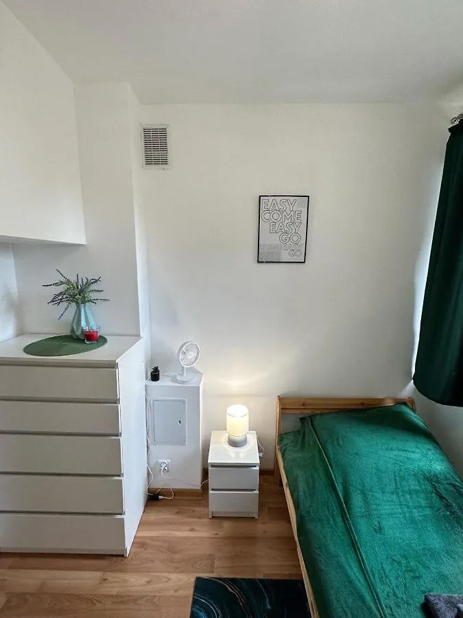 ורשה Anielewicza 26 Rooms פולין
